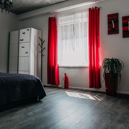 Lora & Lana Resort Ljubljana Bagian luar foto